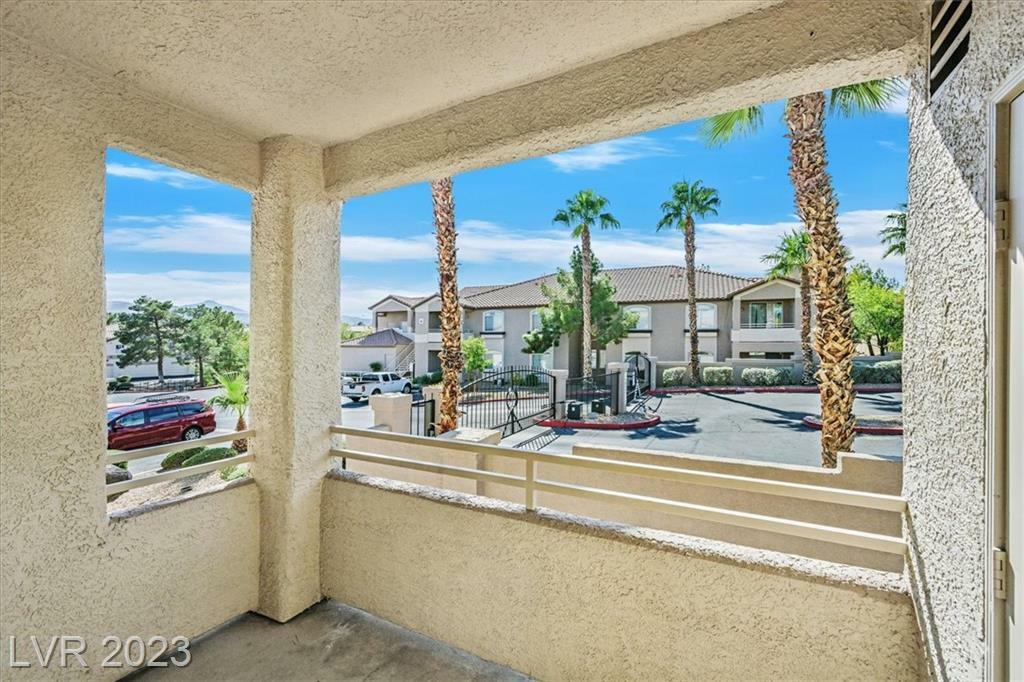 Property Photo:  75 North Valle Verde Drive 524  NV 89074 