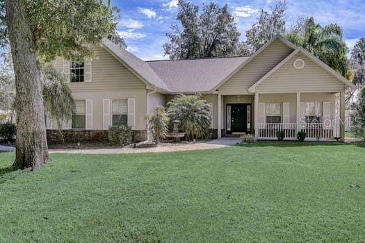 Property Photo:  2290 Cr 452  FL 33538 