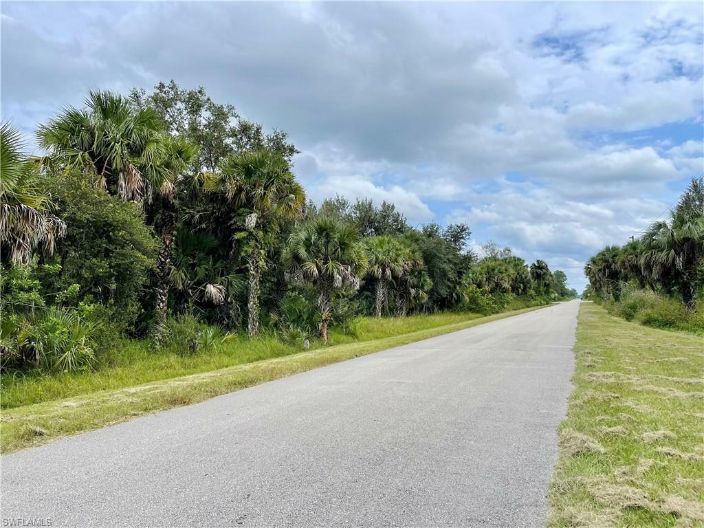 Property Photo:  Xxx Everglades Blvd S  FL 34117 