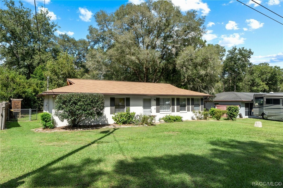 Property Photo:  6389 E Holly Street  FL 34452 