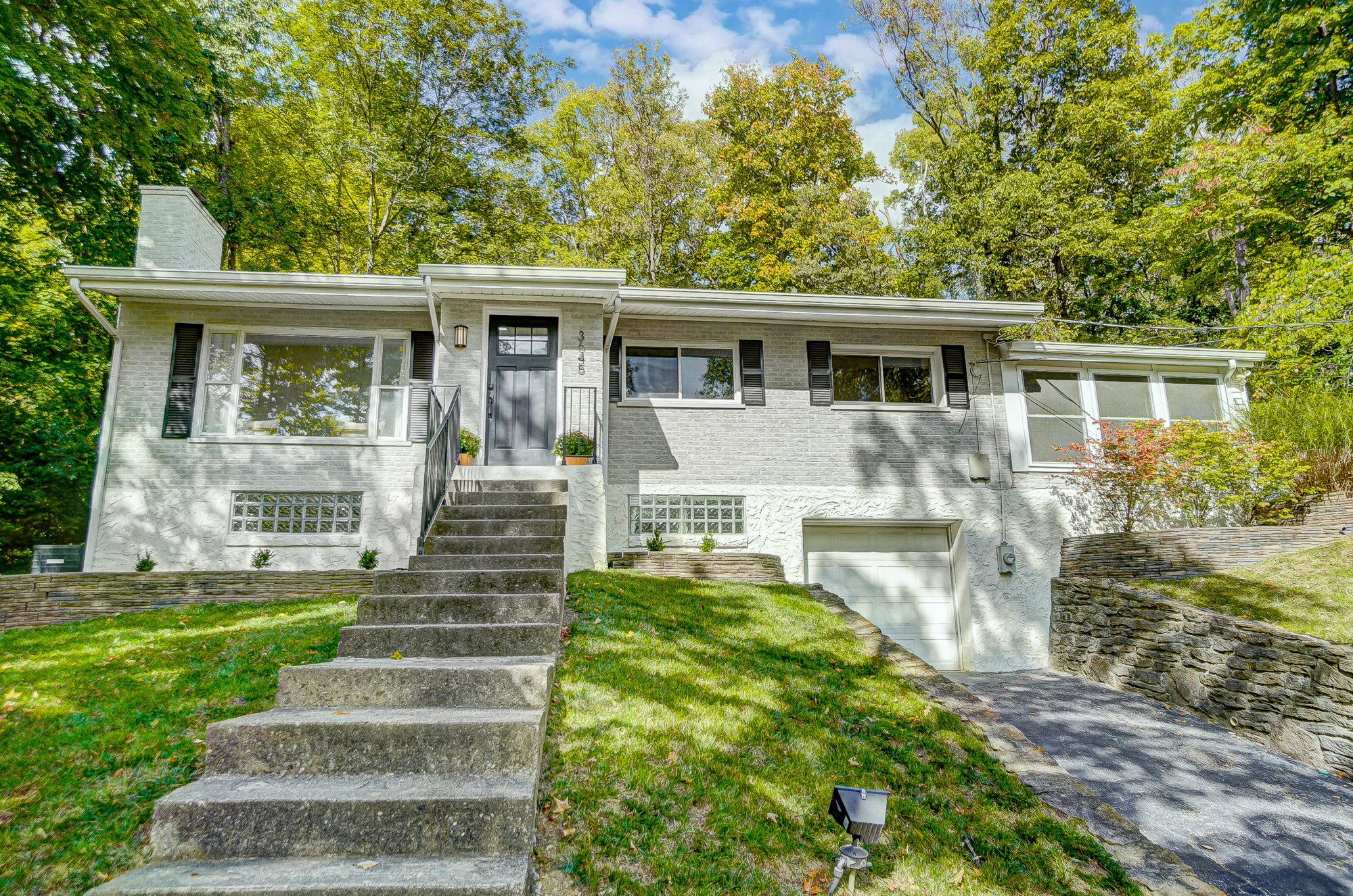 Property Photo: 3645 Dogwood Lane OH 45213