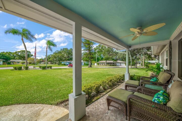 Property Photo:  2895 Renatta Drive  FL 33770 