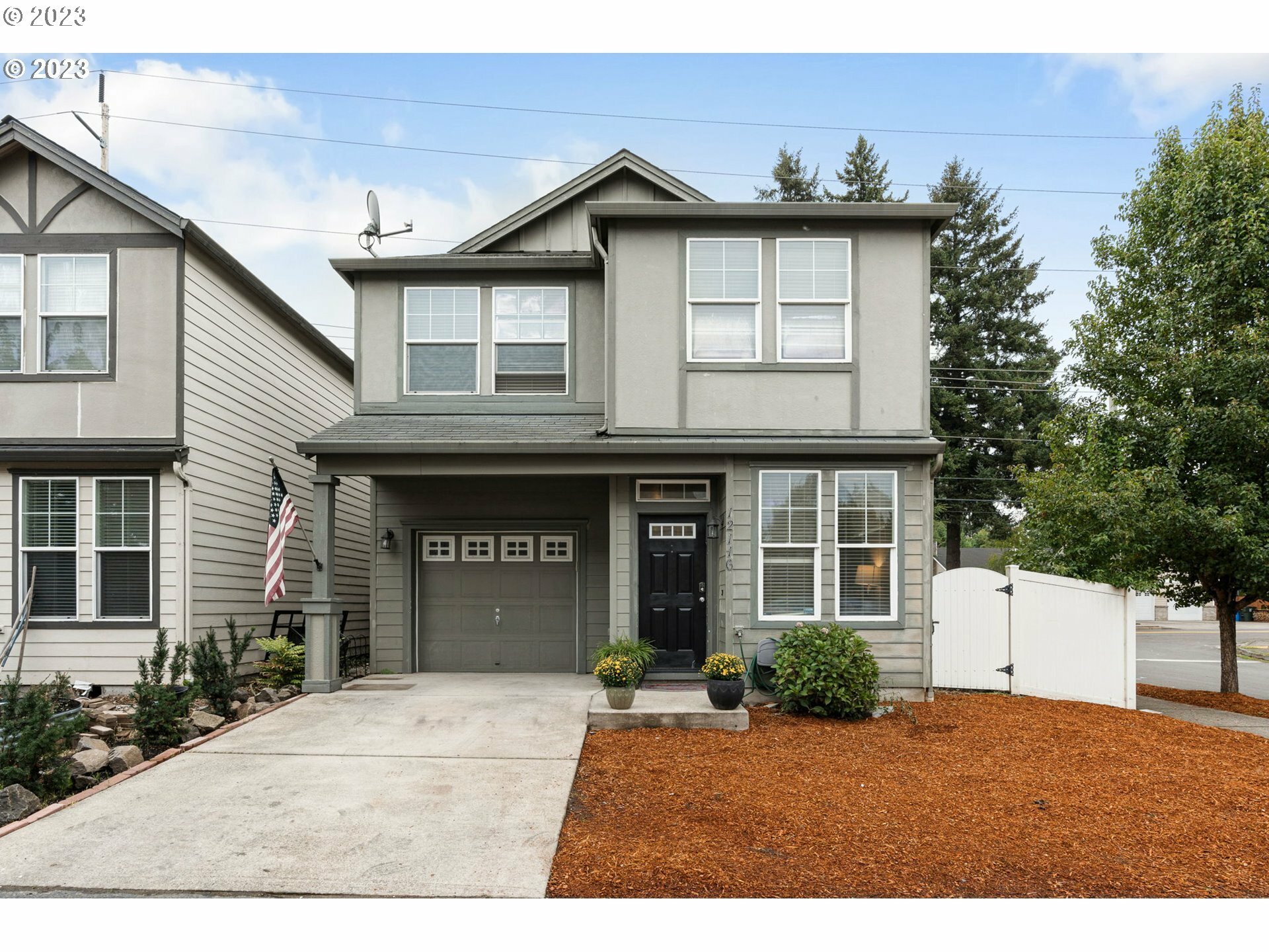 Property Photo:  12116 NE 40th Cir  WA 98682 