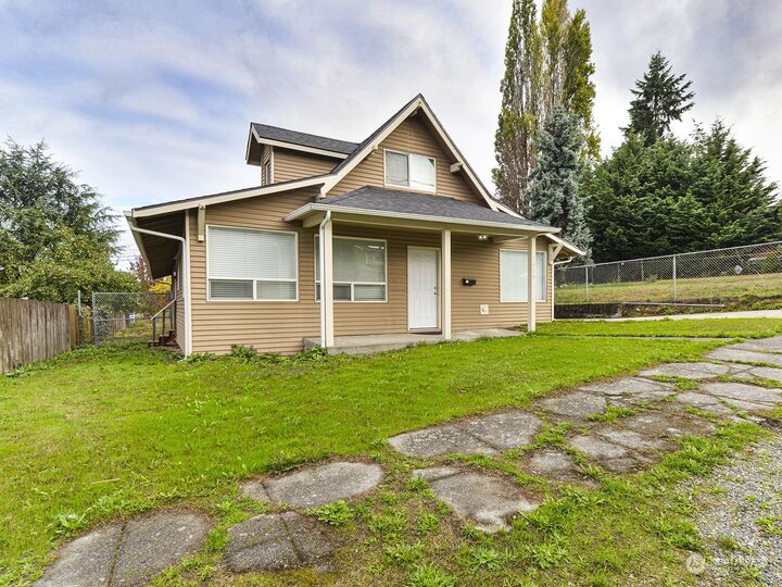 Property Photo: 1839 E Fairbanks Street WA 98404