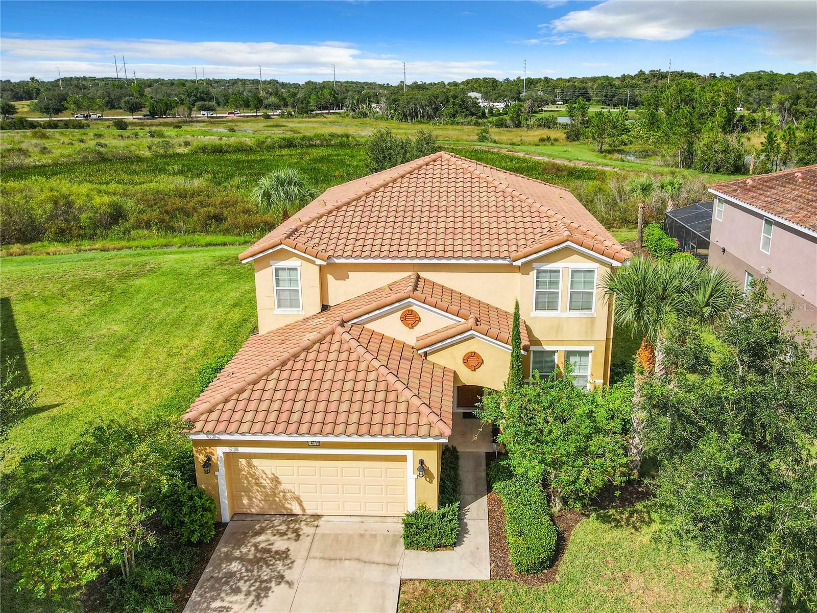 Property Photo:  4115 Oaktree Drive  FL 33837 