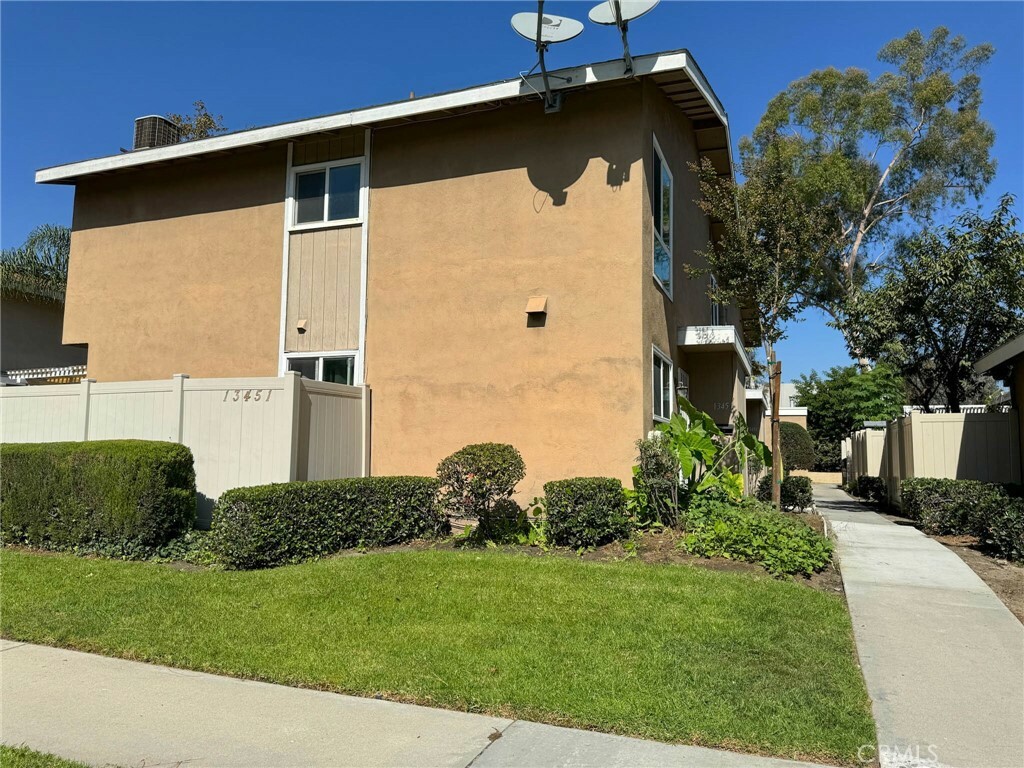 Property Photo:  13451 Village Drive 1/2  CA 90703 