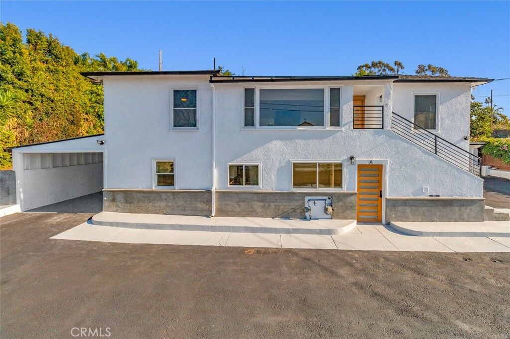 Property Photo:  351 Eucalyptus Avenue  CA 92084 