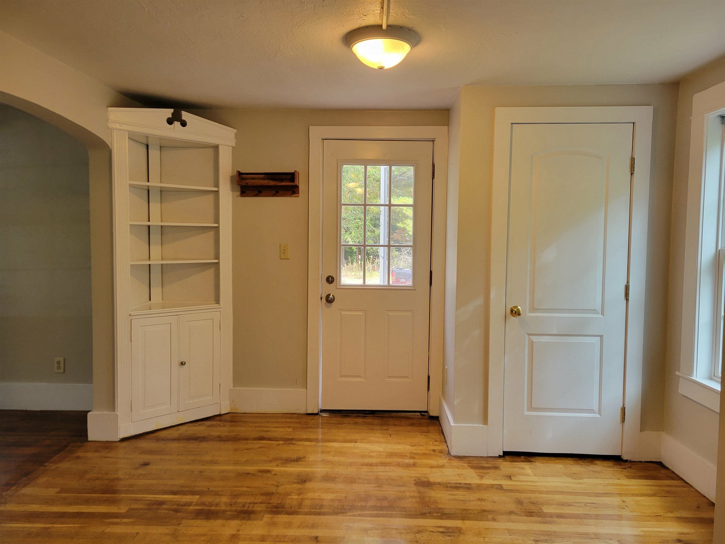 Property Photo: 109 Ferry Street NH 03051