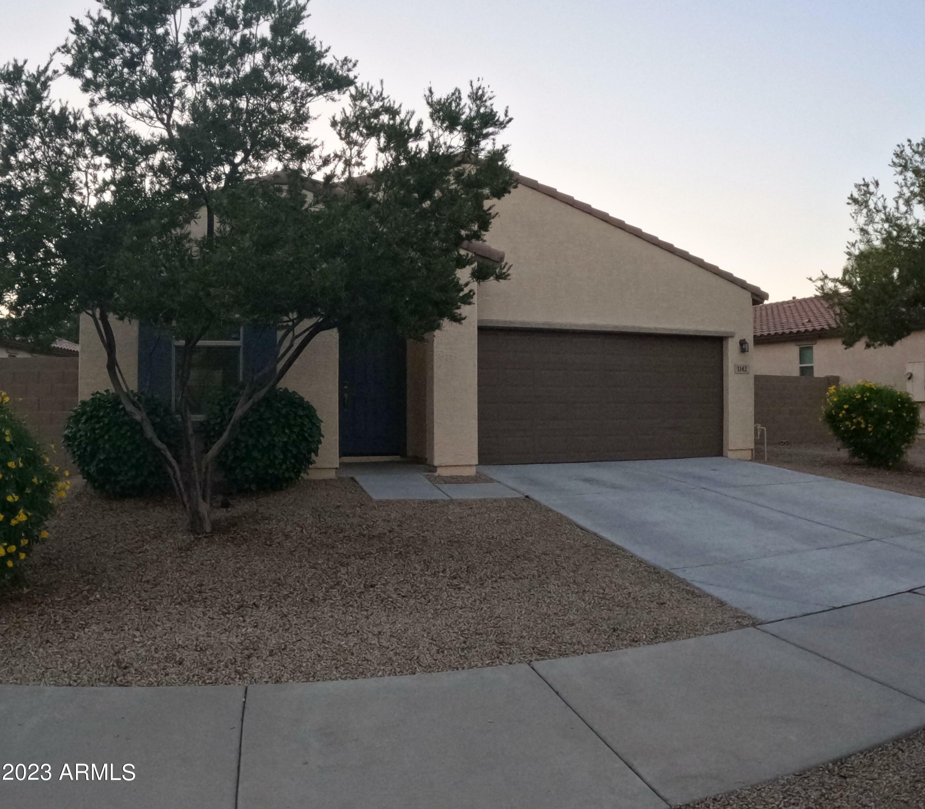 Property Photo:  1142 N 168th Drive  AZ 85338 