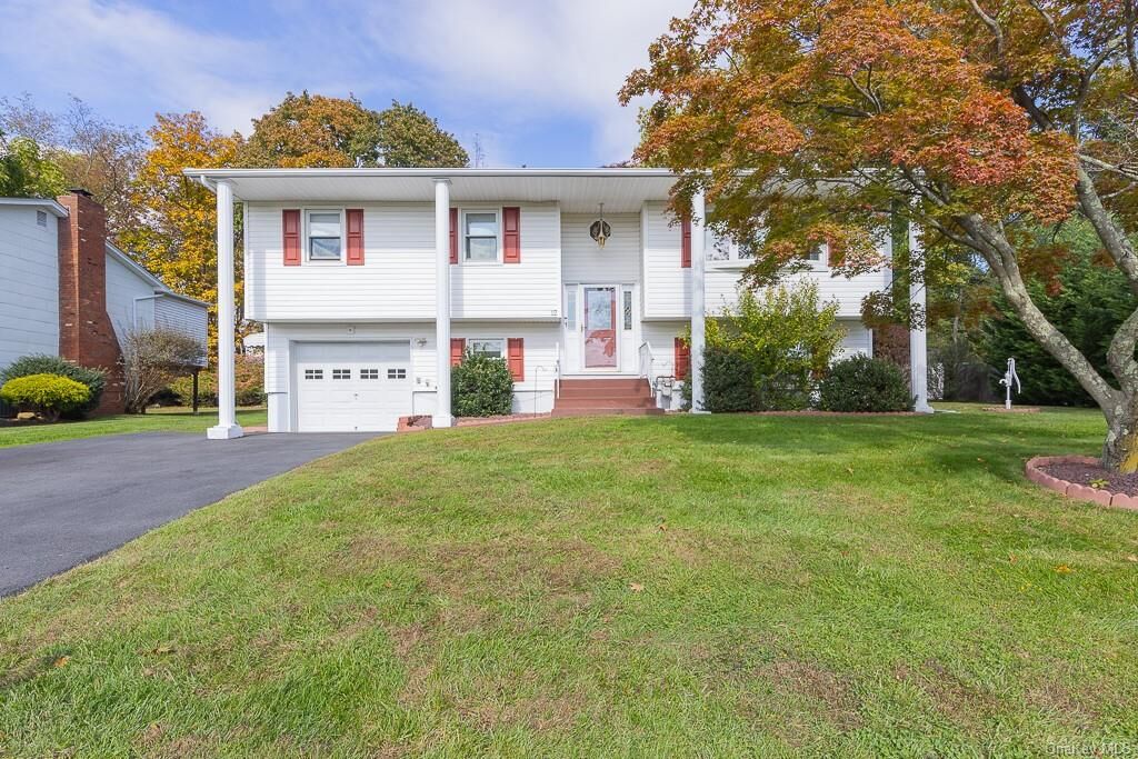 Property Photo:  12 Lewis Road  NY 10923 