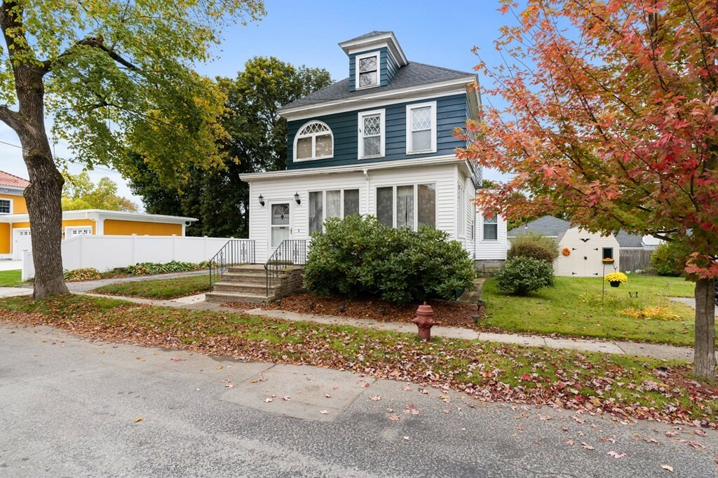 Property Photo: 71 Lura St MA 01851