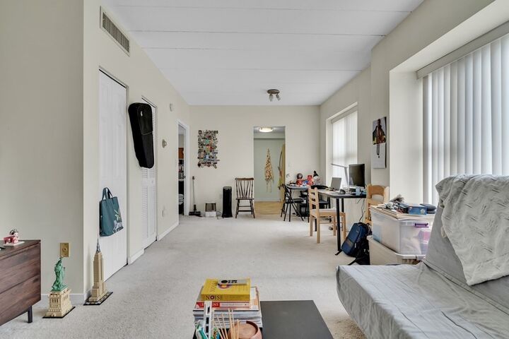 Property Photo:  170 Gore St 111  MA 02141 