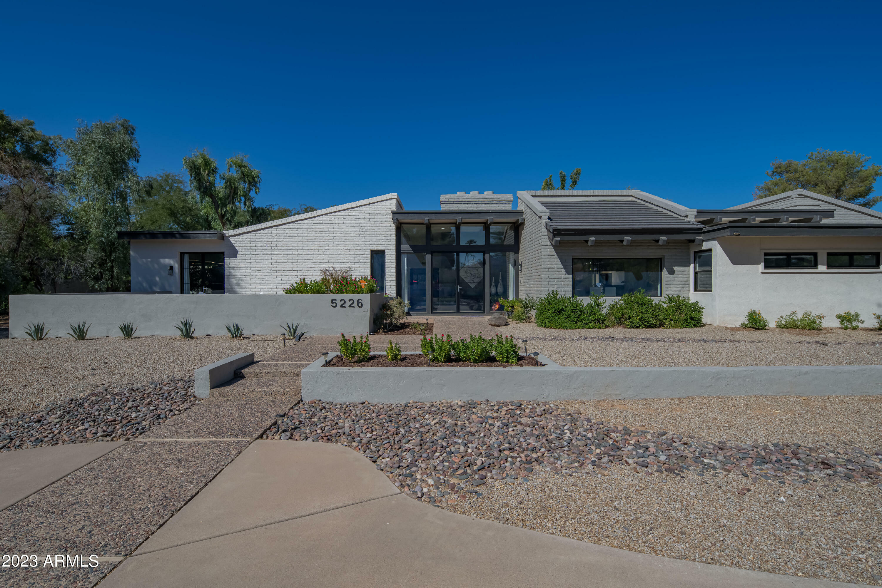 Property Photo:  5226 E Mountain View Road  AZ 85253 