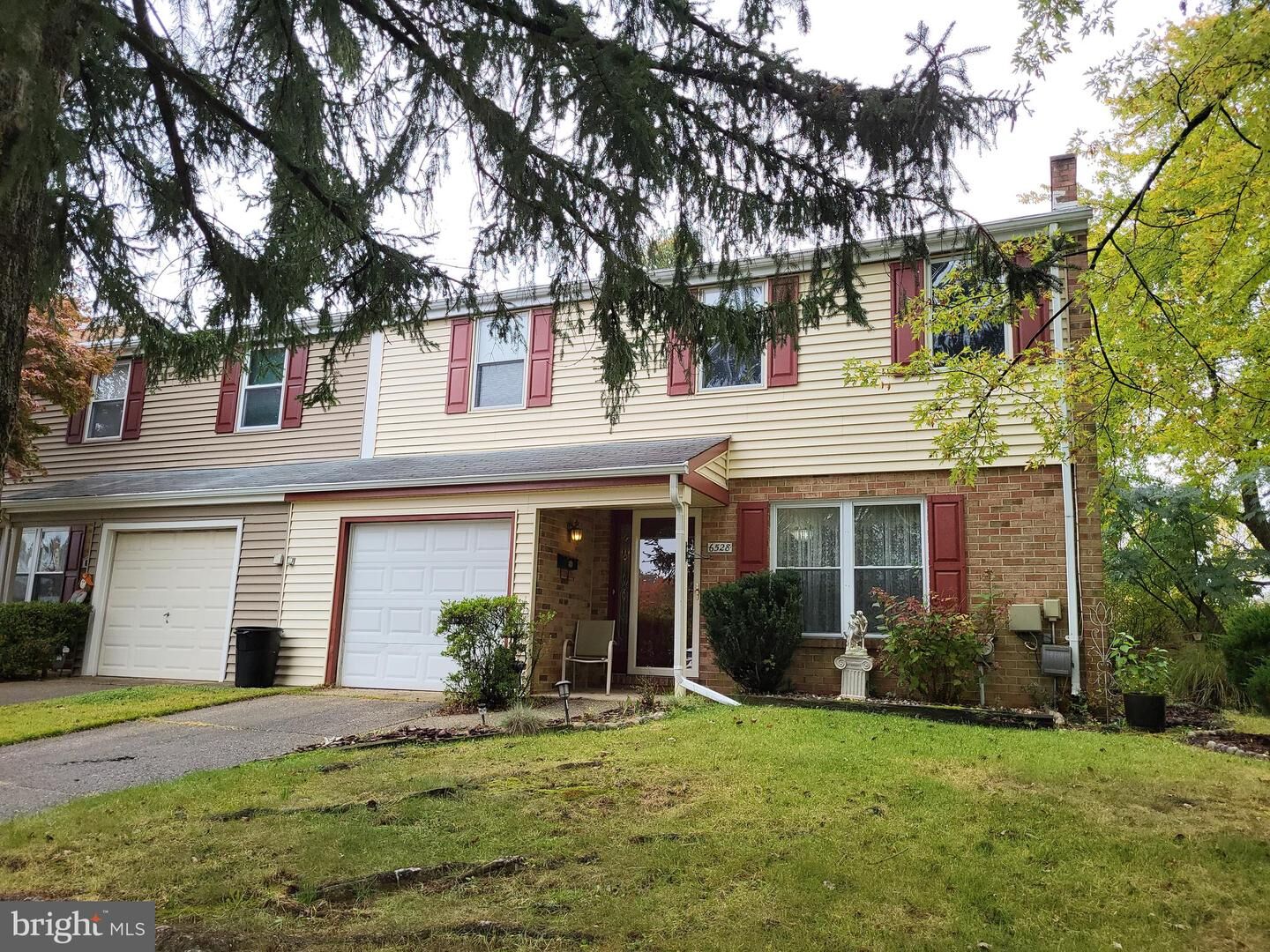 Property Photo:  6528 Hessian Turn  PA 19020 
