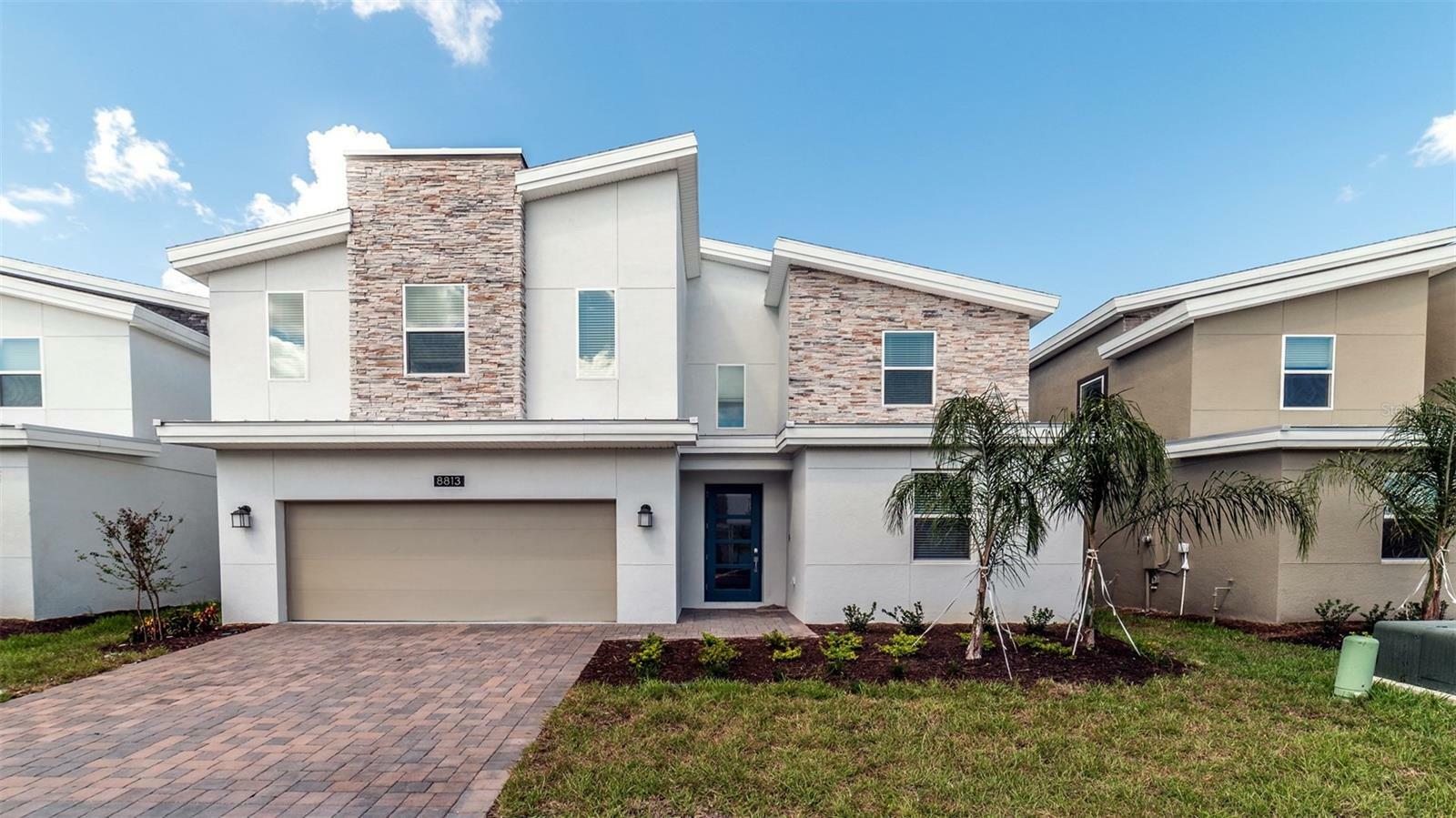 Property Photo:  8813 Cruden Bay Court  FL 33896 