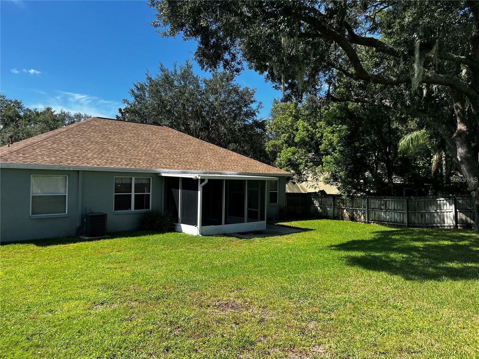 Property Photo:  1605 Loriana Street  FL 33511 