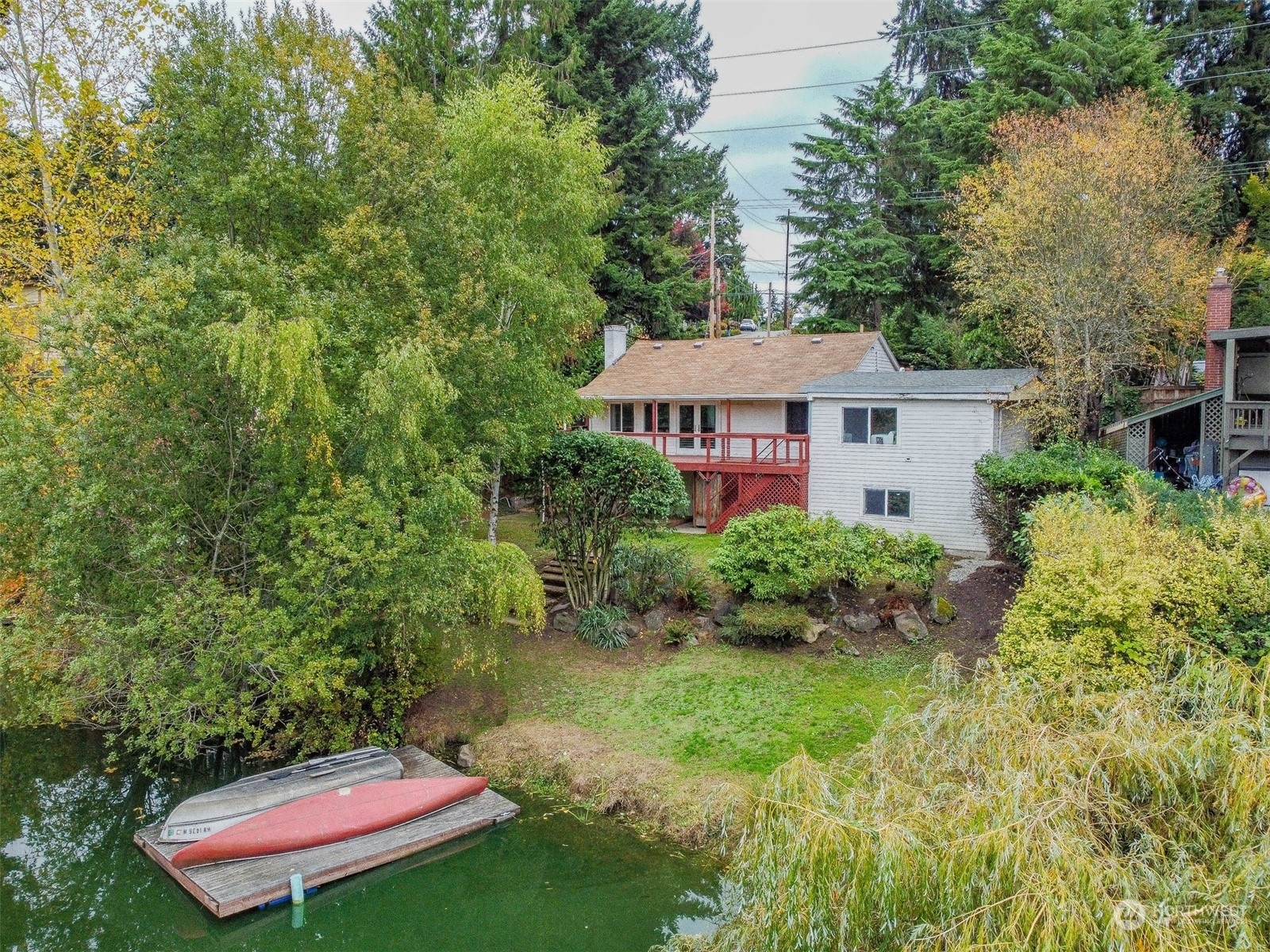 Property Photo:  19297 Stone Avenue N  WA 98133 