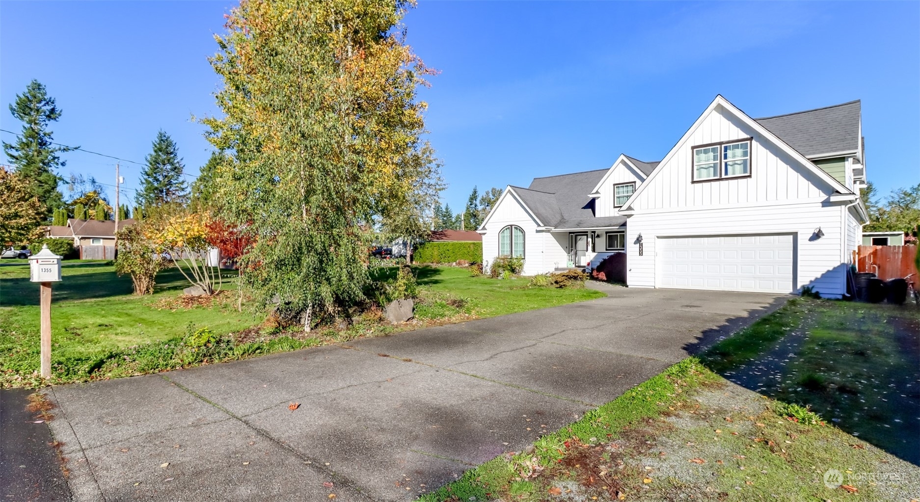 Property Photo:  1355 McHugh Ave  WA 98022 