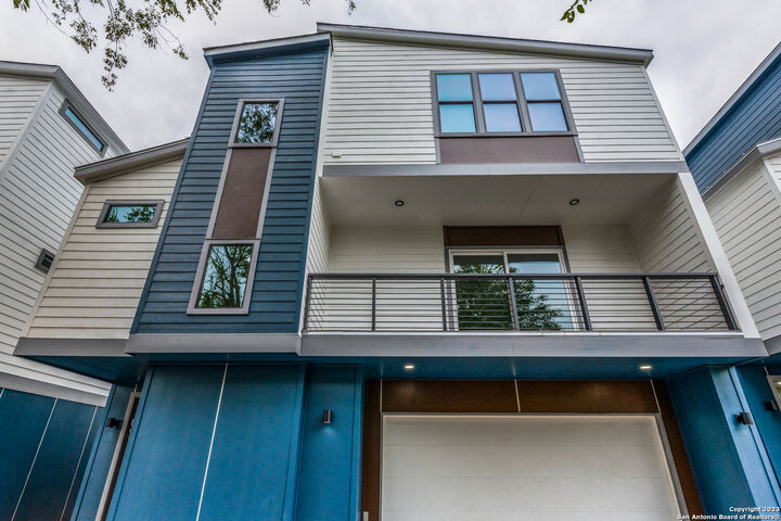 Property Photo: 315-102 Cincinnati Ave TX 78201
