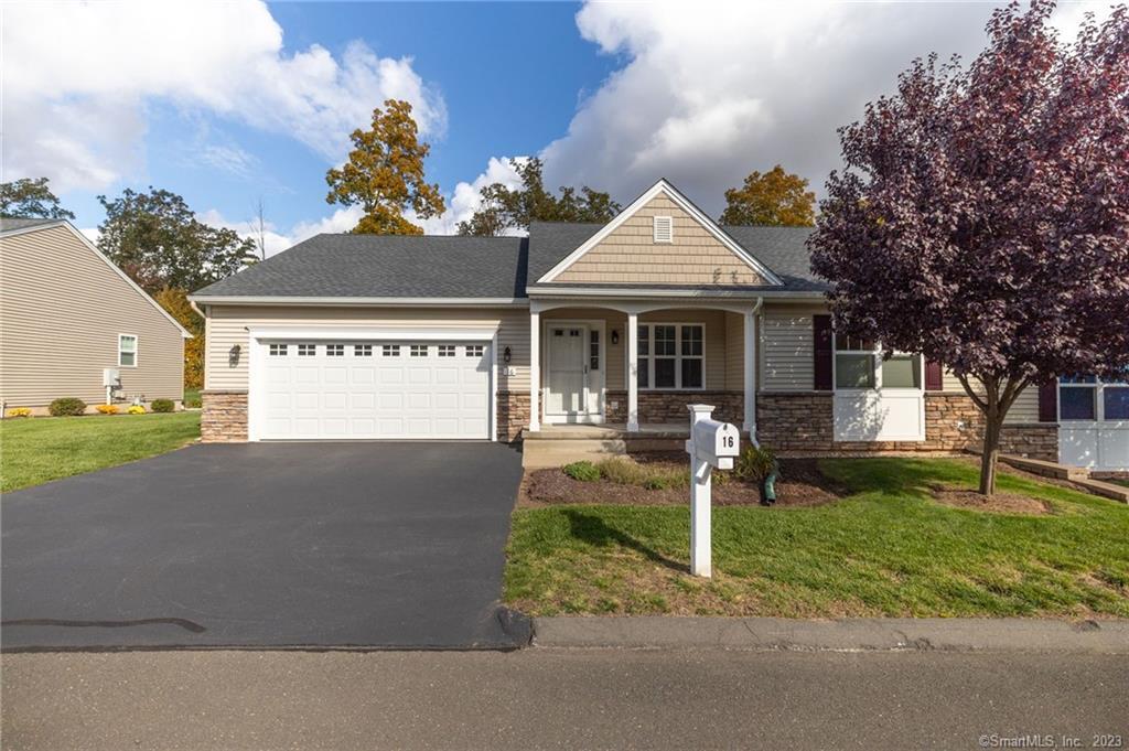 Property Photo:  16 Woodridge Drive 16  CT 06096 