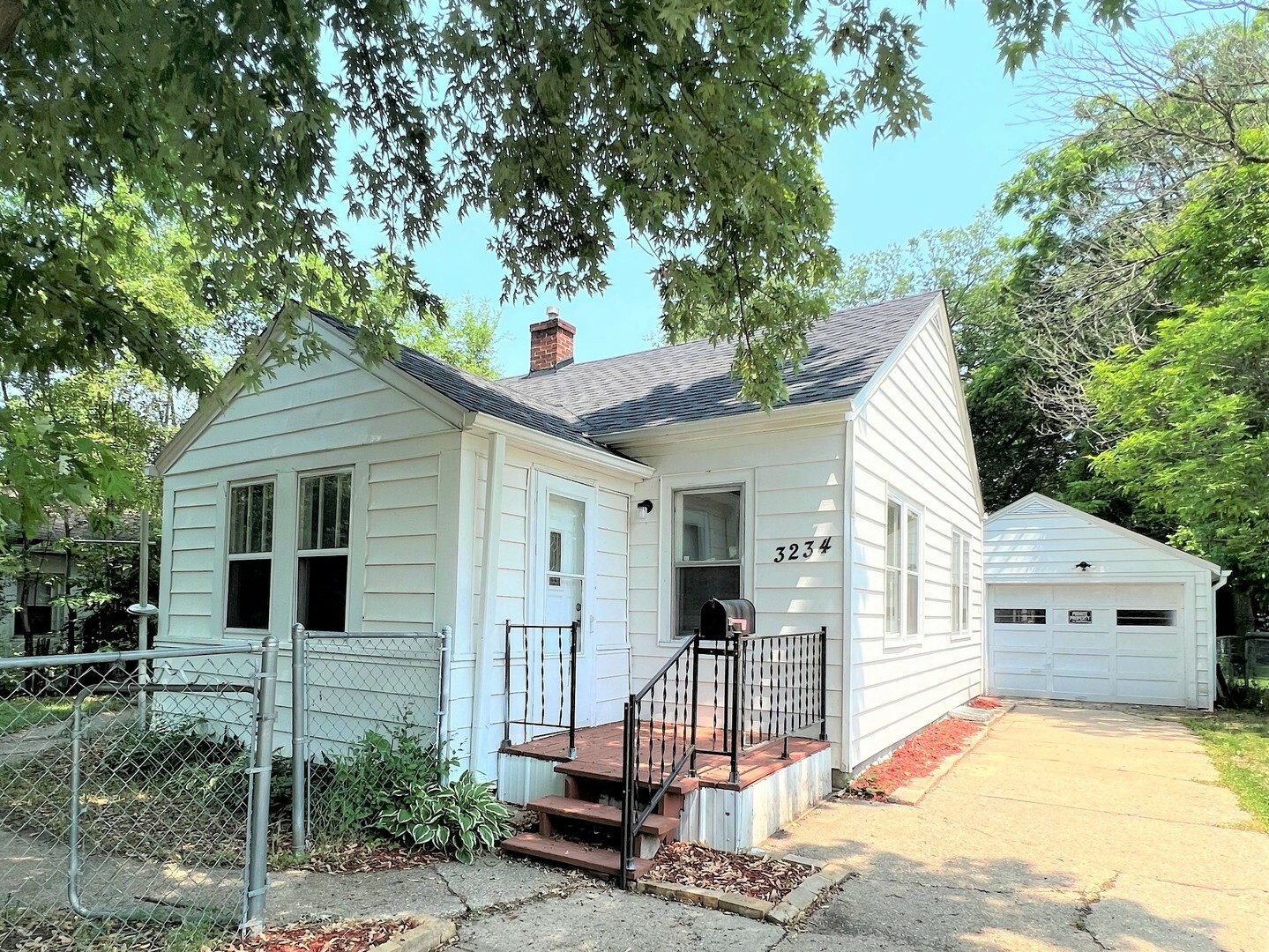 Property Photo:  3234 Bildahl Street  IL 61109 