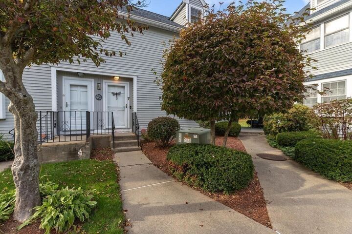 Property Photo:  148 Flower Lane 7  MA 01826 