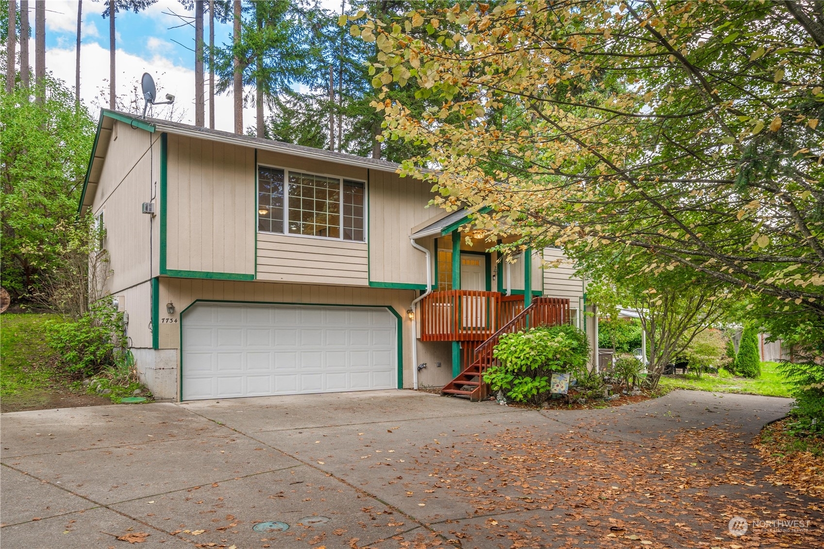 Property Photo:  7734 183rd Avenue E  WA 98391 