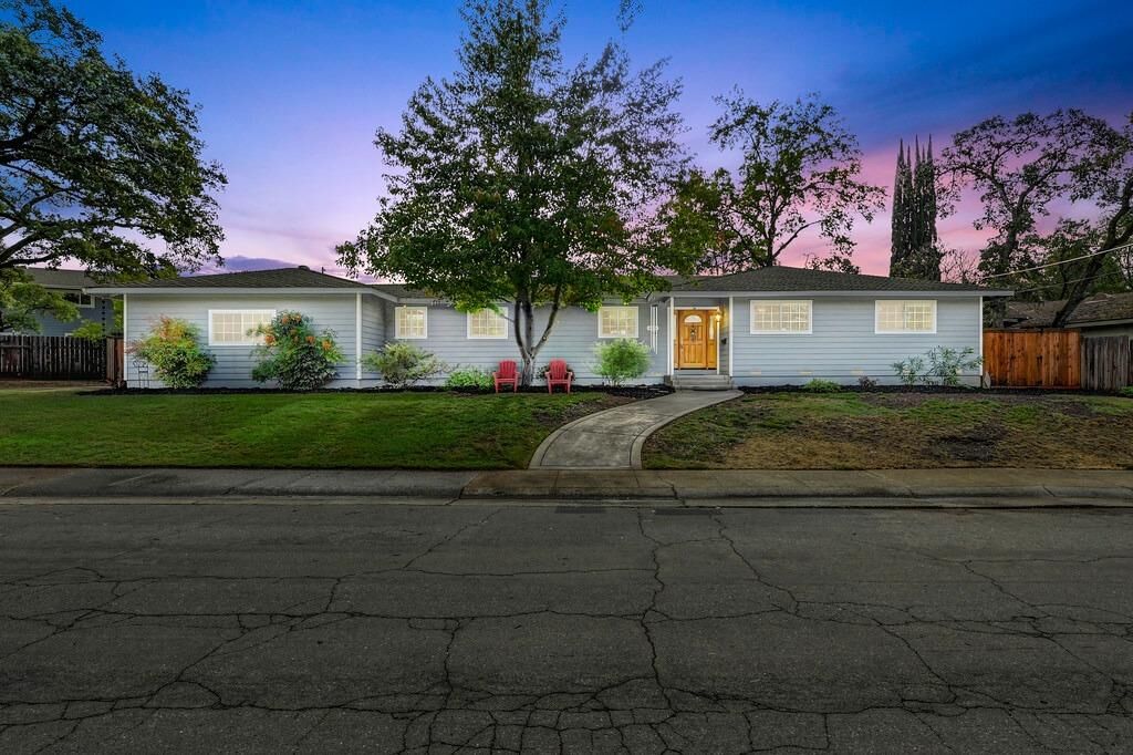 Property Photo:  4324 Vista De Lago Way  CA 95628 