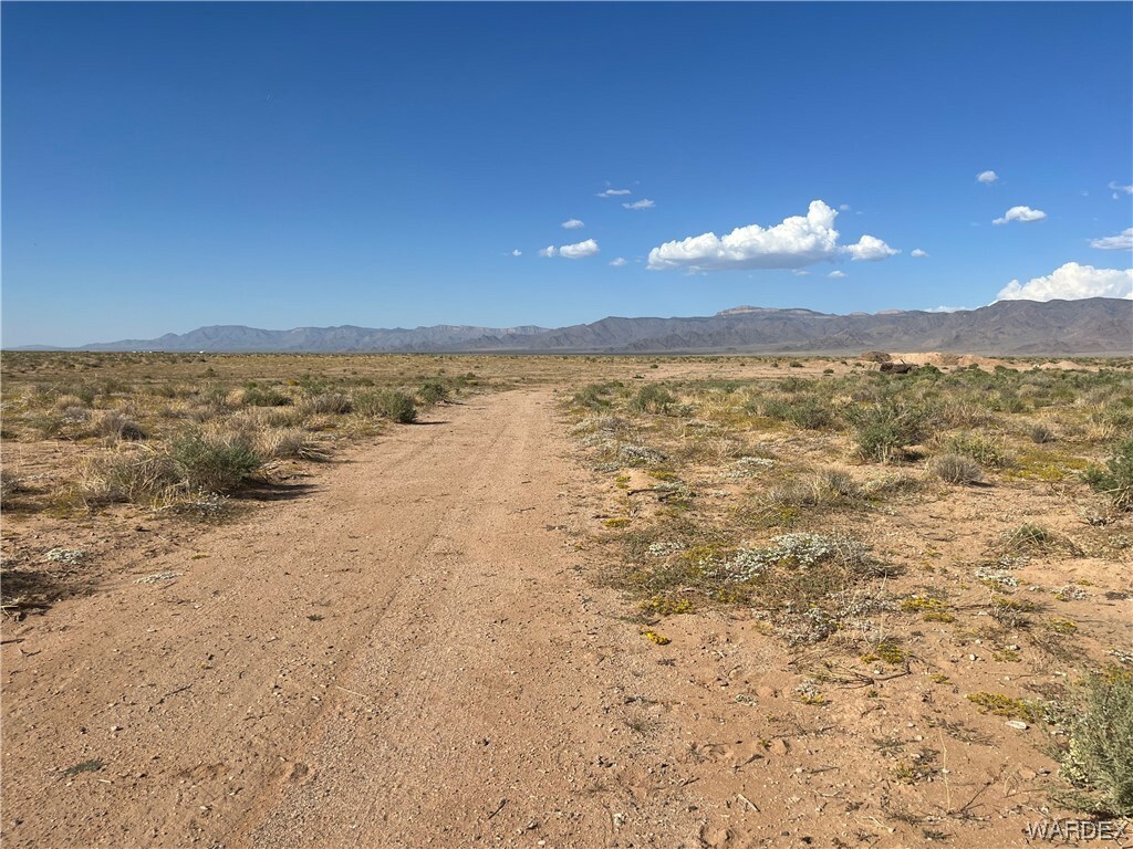 Property Photo:  0 E Tres Drive  AZ 86401 