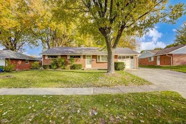 Property Photo:  5425 Coleraine Drive  OH 45424