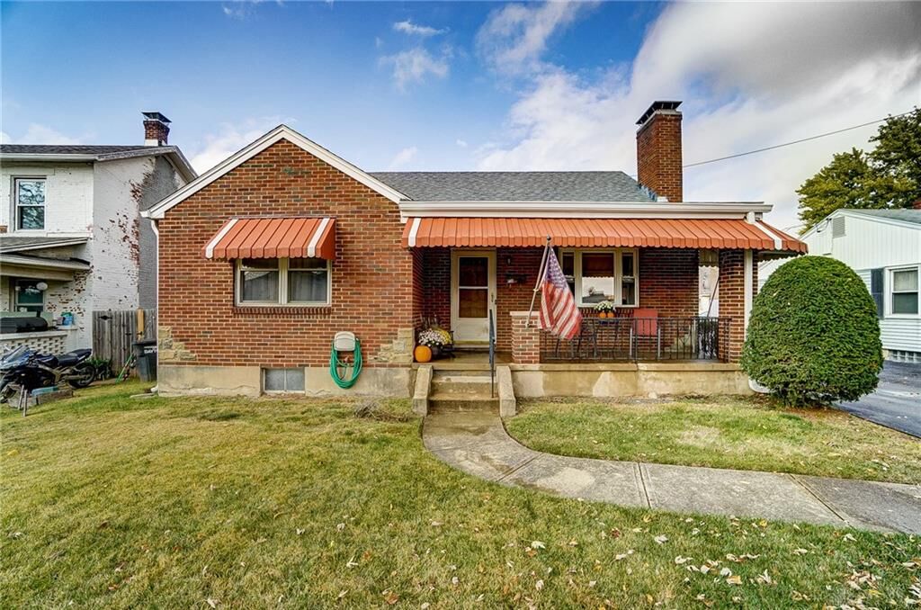 Property Photo:  1461 Valley Street  OH 45404 