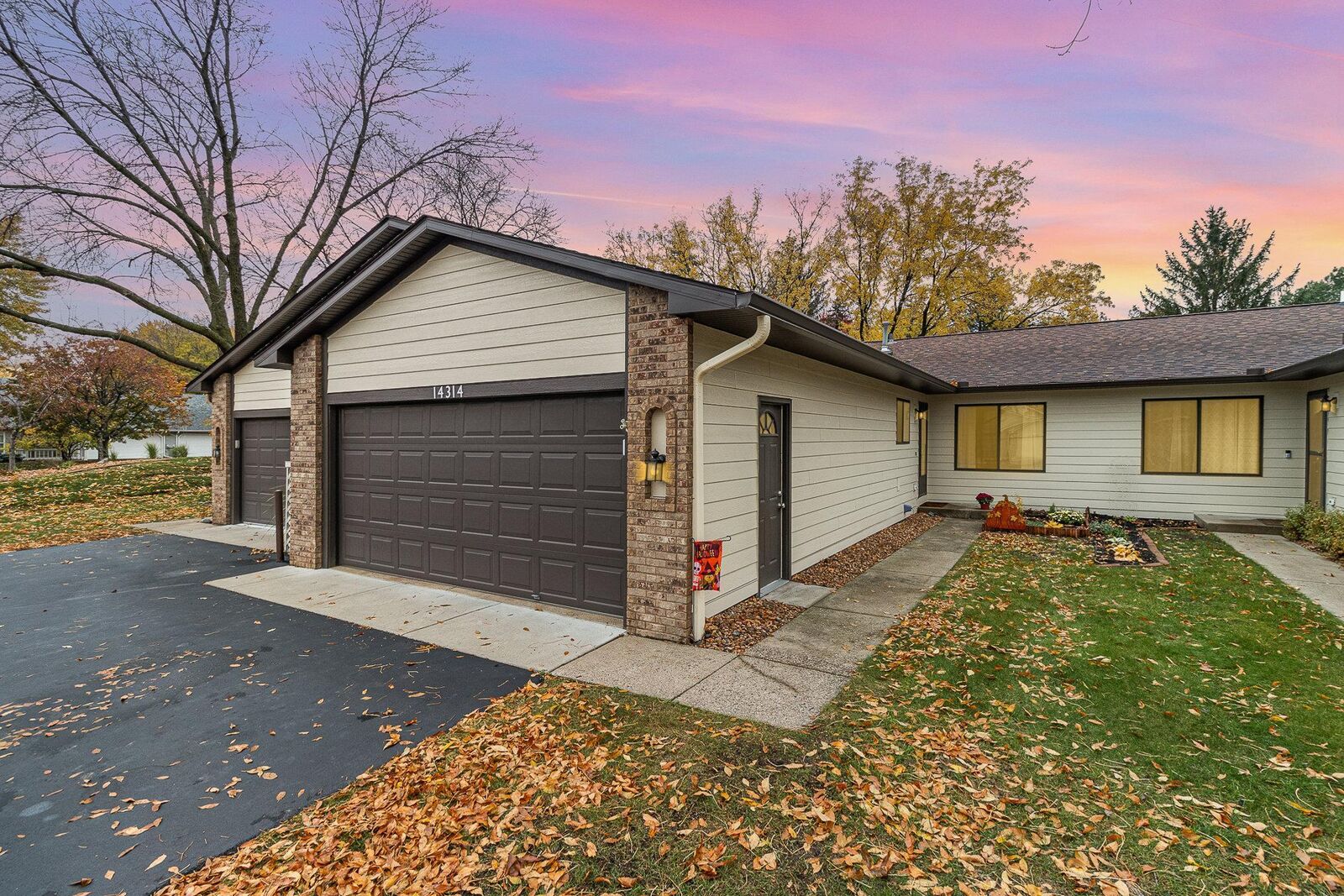 Property Photo:  14314 Glenda Drive  MN 55124 