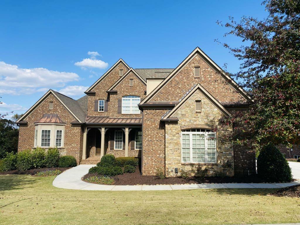 Property Photo: 375 Pelton Court GA 30022