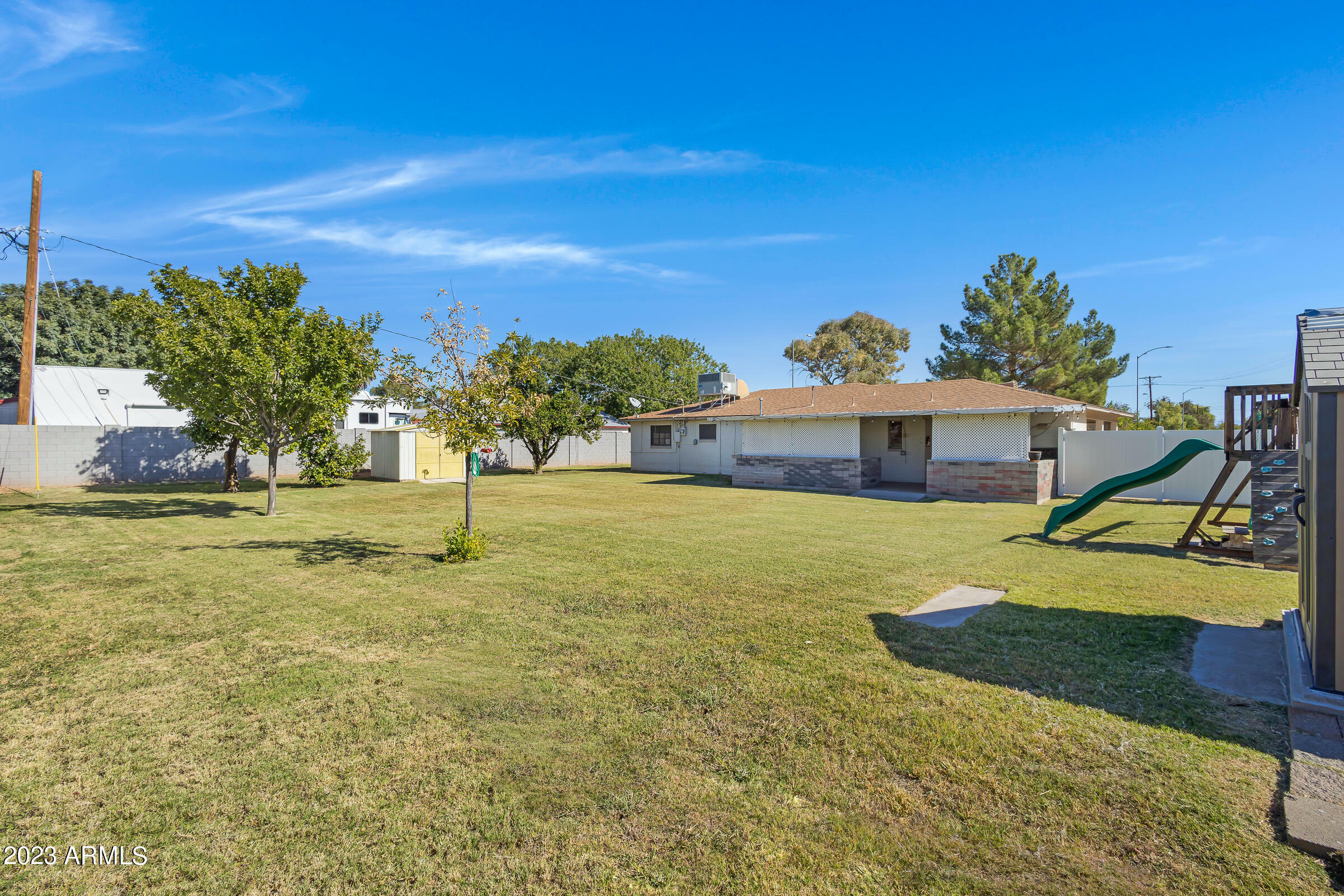 Property Photo:  38 N Fraser Drive W  AZ 85203 