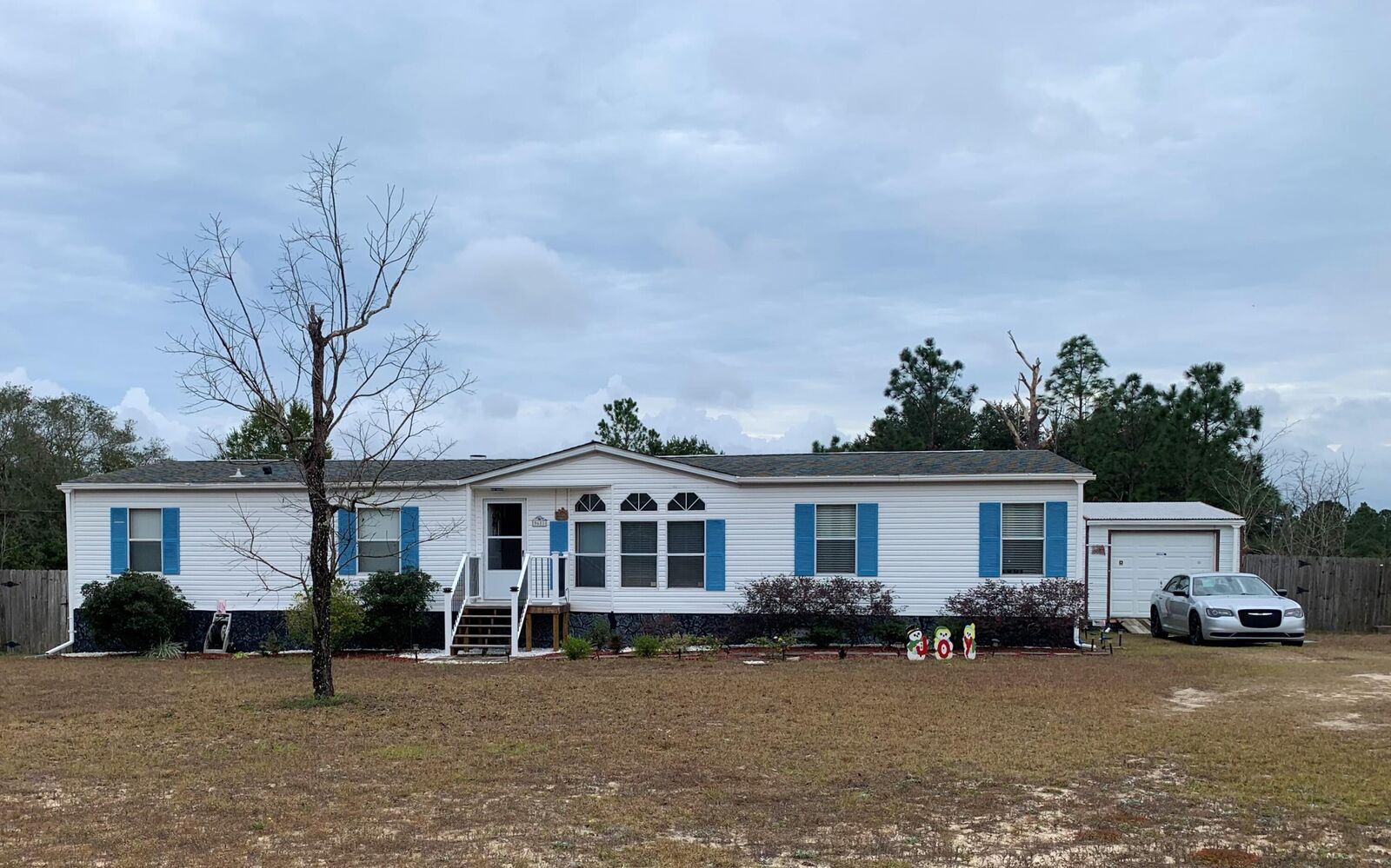 Property Photo: 9681 S Trace Road FL 32583