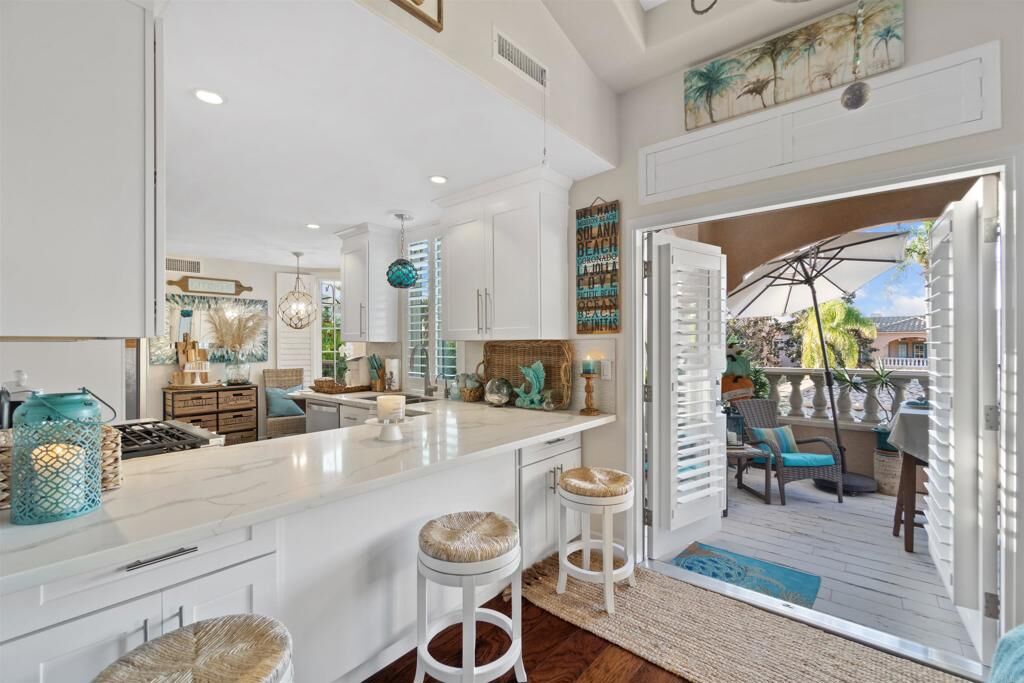 Property Photo:  3555 Cameo Drive 64  CA 92056 