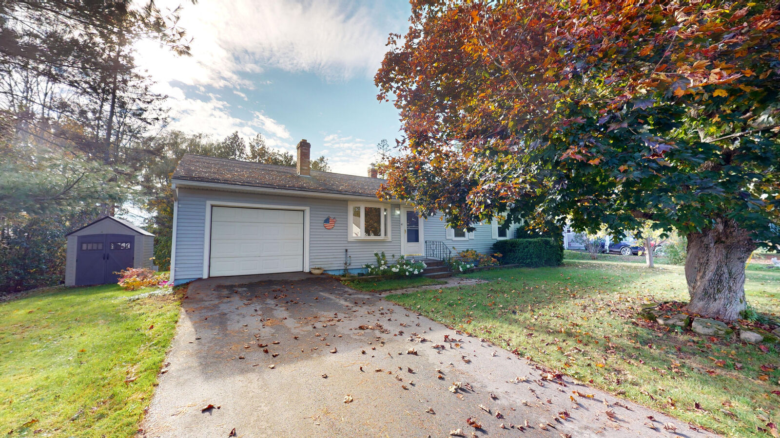 Property Photo:  41 Sunset Avenue  ME 04444 