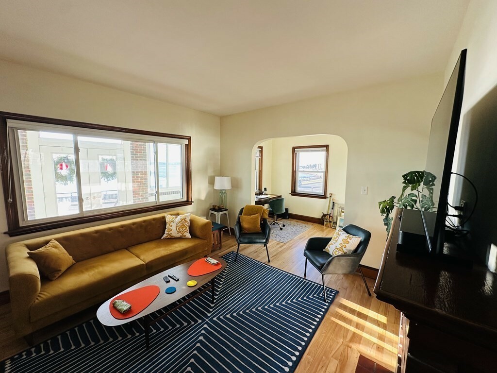 Property Photo:  267 Lynn Shore Dr 2  MA 01902 