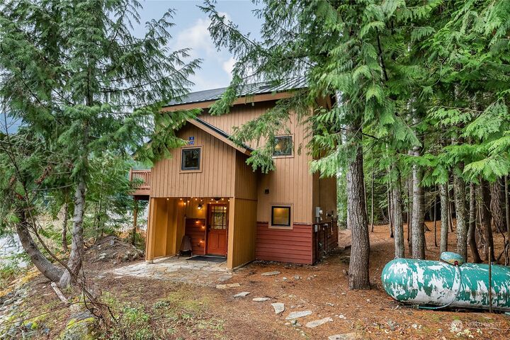 3 bed Snoqualmie Pass home for sale 350 Rampart Drive, Snoqualmie Pass