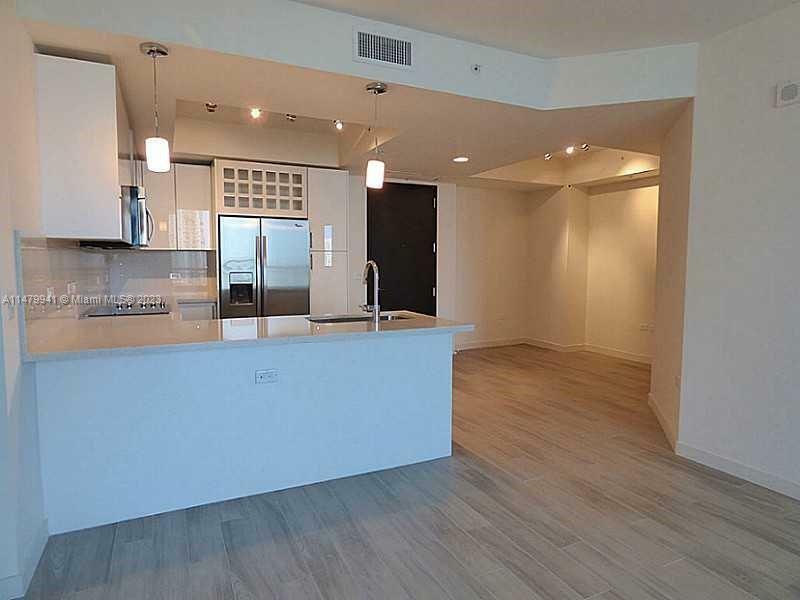 Property Photo:  999 SW 1st Ave 2907  FL 33130 