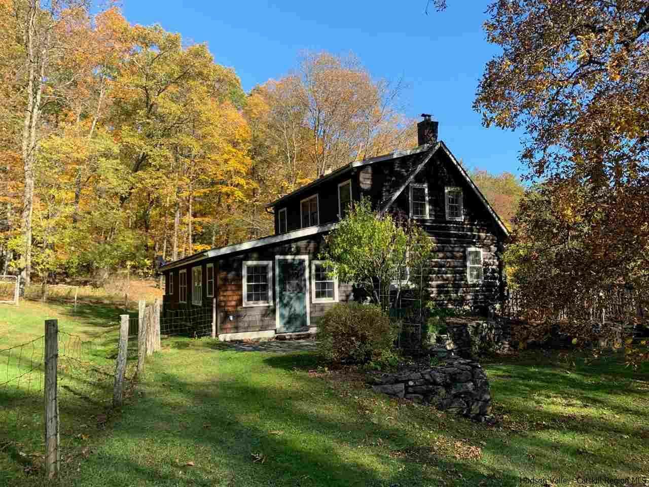 Property Photo: 86 Eagle'S Nest NY 12443
