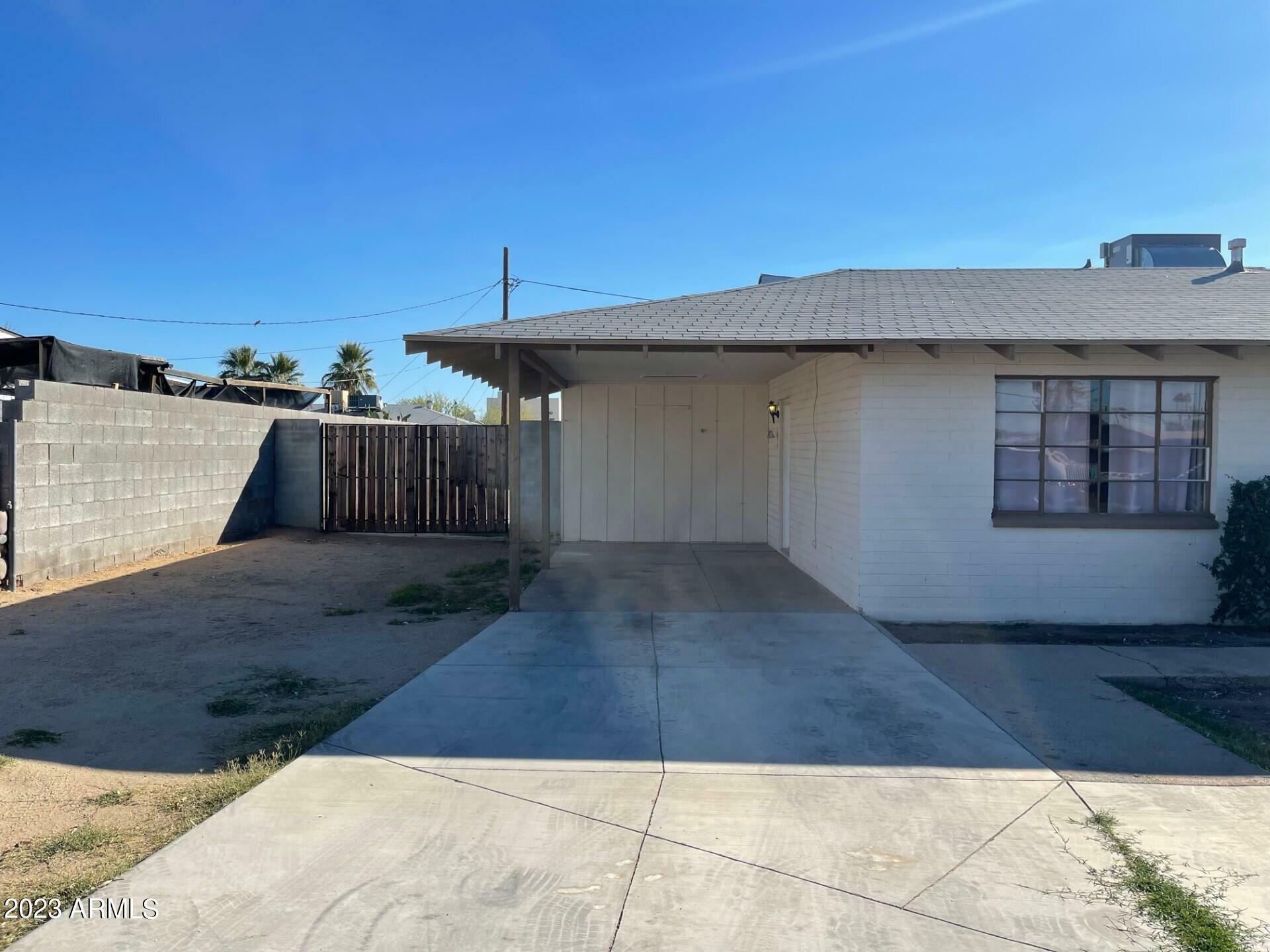 Property Photo:  1707 E Phelps Road  AZ 85022 