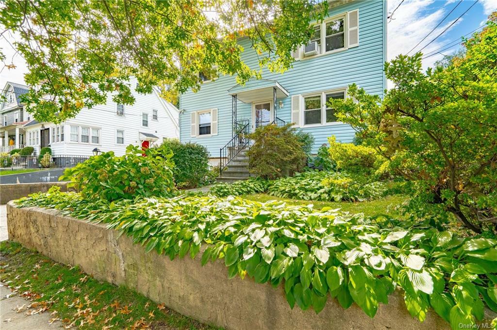 Property Photo:  90 Hillside Avenue  NY 10553 