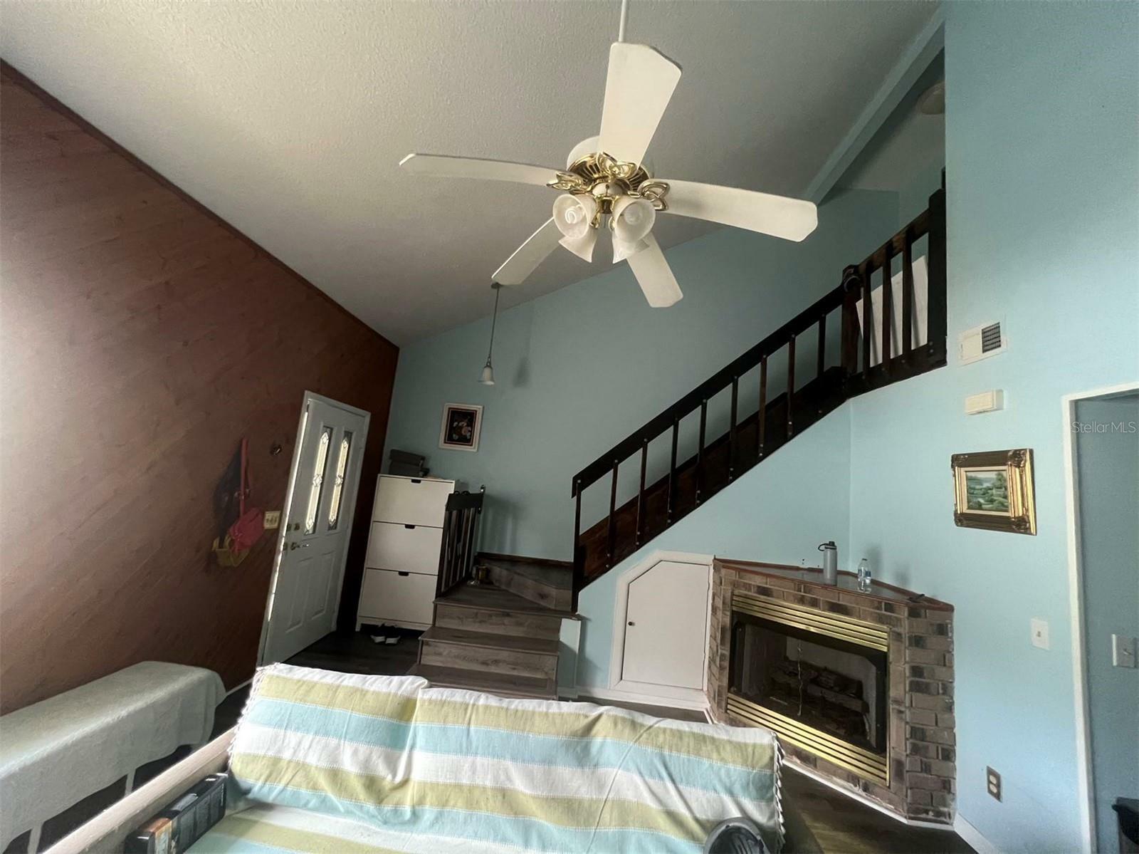 Property Photo:  1209 S Park Avenue  FL 34787 