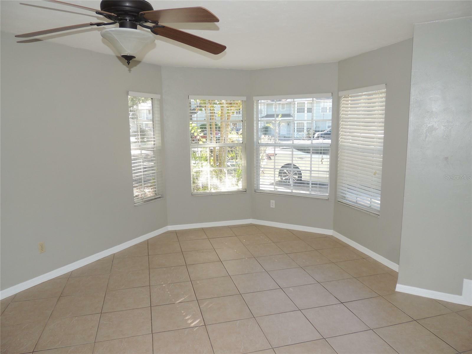 Property Photo:  2327 SW 73rd Terrace  FL 32607 