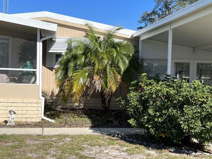 Property Photo:  9072 Lake Point Boulevard  FL 33898 