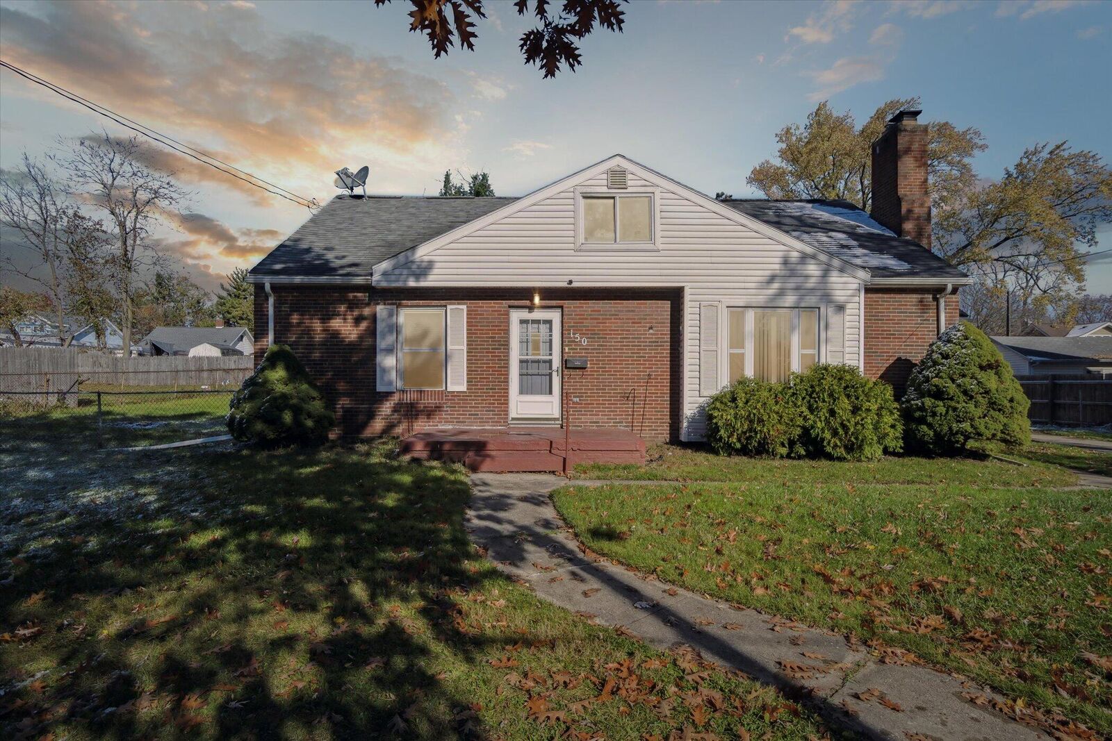 Property Photo:  150 W Prospect Street Street  MI 49203 