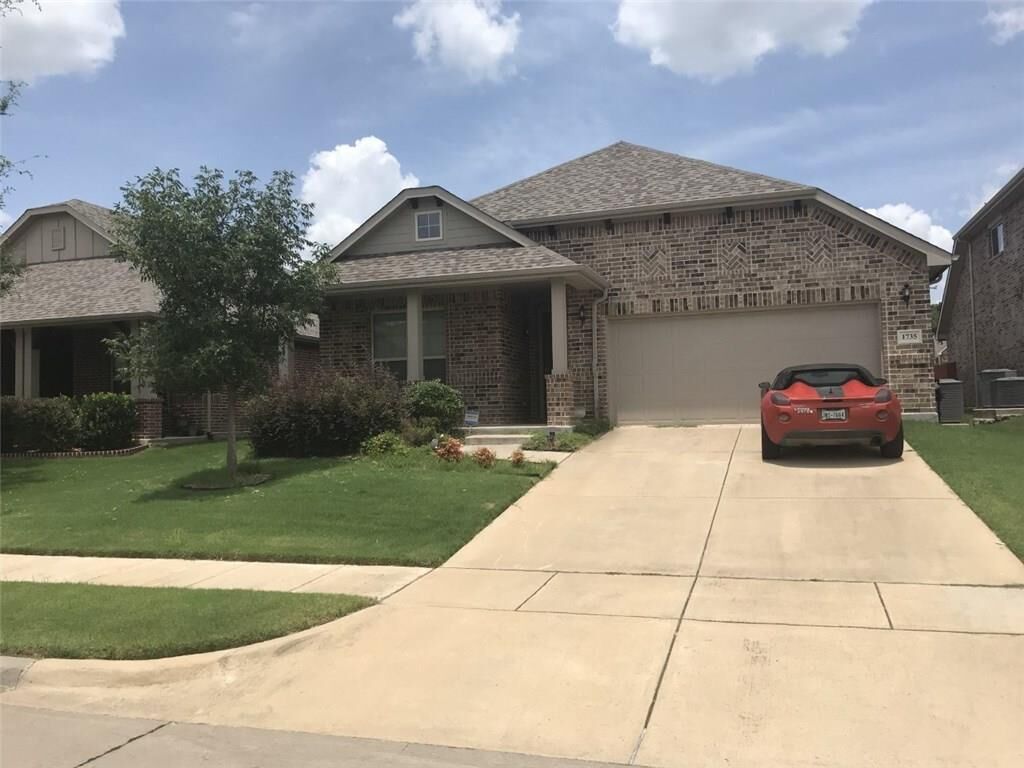 Property Photo:  1735 Oak Glen Drive  TX 75098 
