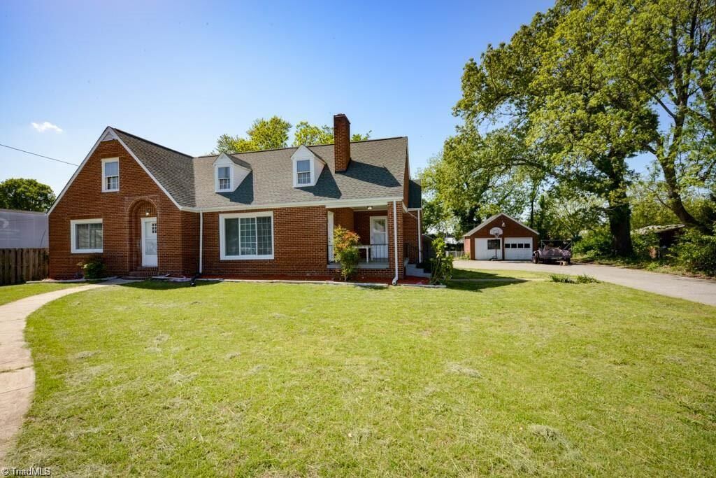 Property Photo:  2340 W English Road  NC 27262 