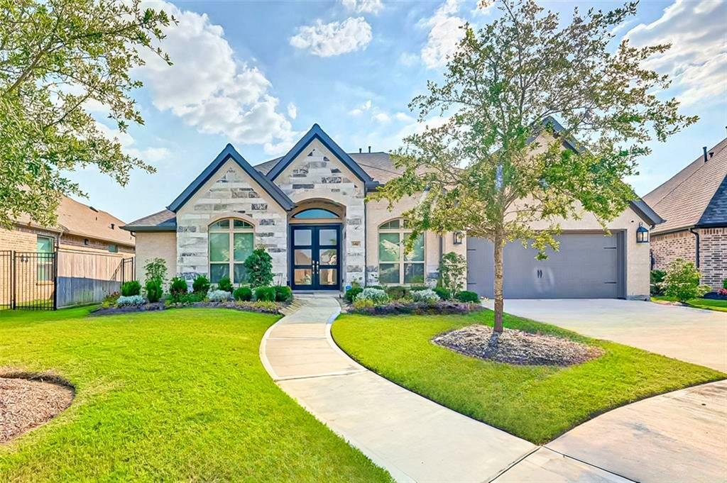 Property Photo: 2410 Sunflower Cove Lane TX 77423